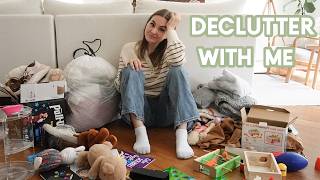 Decluttering My ENTIRE House in 15 Minutes a Day  30 Day Decluttering Challenge Part 1 [upl. by Ahsenav]