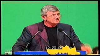 Joschka Fischer auf dem KosovoSonderparteitag in Bielefeld 1999 [upl. by Enriqueta]