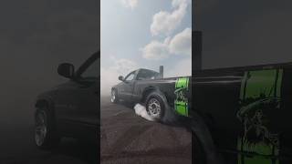 Dodge Dakota shreddin’ tires in the burnout pit 😎🙌🏼 burnouts [upl. by Sheffield56]