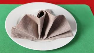 how to fold a napkin like a shell piegare un tovagliolo [upl. by Ainotna]