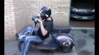 Pazzo Con Vespa 50 Crash [upl. by Leitman]