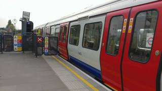 Exclusive  District line S7 Stock terminating at Parsons Green [upl. by Tloh]