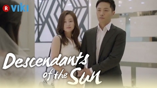 Descendants of the Sun  EP4  How Jin Goo amp Kim Ji Won Met Eng Sub [upl. by Hsac]