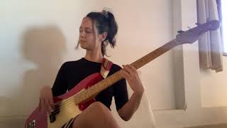 Mágica de Um Charlatão Ed Motta  Alana Alberg Bass Cover [upl. by Anit]