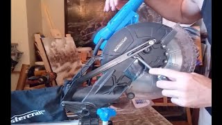 Tooltorial blade changing a Mastercraft 10quot Mitre Saw [upl. by Cyrano353]