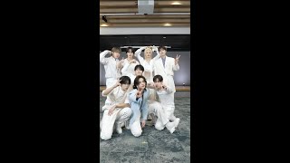 Stray Kids 『GIANT』 Relay Dance Movie [upl. by Alfy]