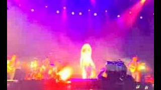 Shakira  Ojos asi live arnhem 17032007 [upl. by Bobker669]