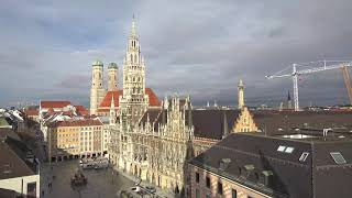 Webcam München Marienplatz mit dem Alten Rathaus [upl. by Horick]