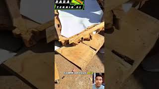 Skill kerajinan kayu construction mesinpabrik building shorts [upl. by Nidla198]