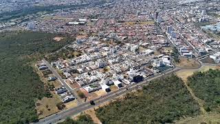 Imagens aéreas de drone dos Bairros Jardim Karaíba São Jorge e Jardim Botânico  UberlândiaMG [upl. by Atsirak]