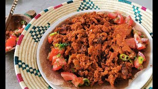 የድርቆሽና የቁዋንጣ ፍርፍር Firfir with dried injera and meat Äthiopish kochen [upl. by Yeclek341]