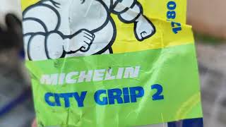 Michelin CITY GRIP 2 [upl. by Aleakcim]