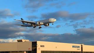 Boeing 777200LR Long Range Air Canada old livery 🇨🇦 [upl. by Yonatan406]