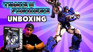 THREEZERO TRANSFORMERS SOUNDWAVE DLX UNBOXING amp POSING SESSION [upl. by Nyra]