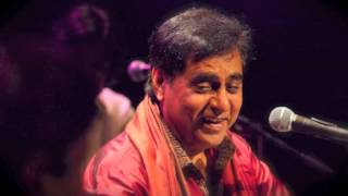 Jagjit Singh Live  Kiska Chehra [upl. by Magnum]