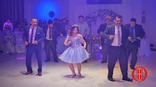 Bailando quotel botecitoquot con los tíos Dania XV [upl. by Arakaj]