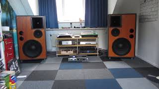 JBL 4345 Klipsch Cornwall and Troels Gravesen The Loudspeaker 1 inspired project with Dayton drivers [upl. by Curhan]