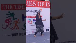 Senthoora song  Akshaya Sivakumar at Happy Street  Life in Coimbatore [upl. by Giffy201]