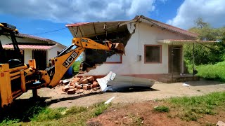 2 Houses Demolished By Mapusa Municipality At Ekta Nagar Mapusa [upl. by Drazze]