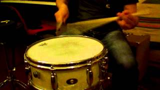 SLINGERLAND HOLLYWOOD ACE snare drum [upl. by Ahsya924]