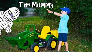 Ryan Drives Ride On Peg Perego John Deere Tractor [upl. by Brookhouse499]