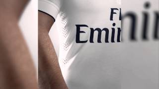 PSG  le nouveau maillot extérieur 201415 [upl. by Ettelracs]