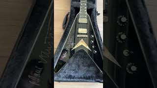 Dave Mustaine Gibson Flying V EXP Ebony VOS Autographed at the Destroy All Enemies Tour megadeth [upl. by Hanover]