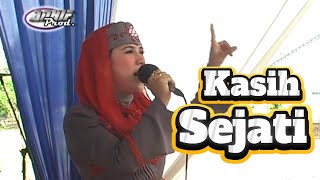 Almanar Rosa Kasih Sejati Live Majalengka [upl. by Egwan]