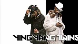 Ying Yang Twins Kick In Da Door Dem Bitches Scared  download lnk [upl. by Tawnya841]