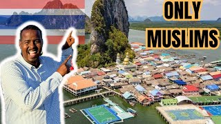 Jasiiraddan waxaa loo oggol yahay Muslimiinta oo keliya 🇹🇭 Floating Village Thailand [upl. by Arrotal]