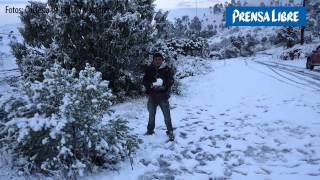 Nieve sorprende a pobladores de San Marcos [upl. by Nohtan]