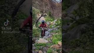 El que cacha cacha😅🤣🤣🤣🤣 mtb downhillmtb mtbdh [upl. by Amoihc]