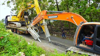 Excavator Transport Self Loader Truck Loses Power Going Uphill [upl. by Alamak]