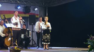 Andreea Voica Deian Galetin si Orchestra Fratii Sandru  Doina live [upl. by Aigneis146]