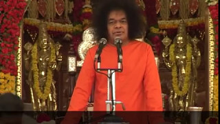 Glory of Puttaparthi and Easwaramma  heartfelt discourse by Sri Sathya Sai Baba [upl. by Akimahs899]