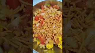 Healthy Makhana Bhel 🤩😋 Weight loss recipes shorts makhana makhanasnacks [upl. by Bywaters459]