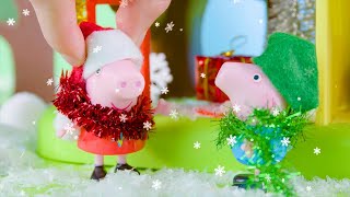 Peppa Pigs Christmas Eve Boo Boo Toy Videos For Toddlers and Kids [upl. by Corenda]