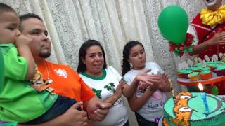 NUBECITAS EN EL PASTEL CANTANDO LAS NUBEMAÑANITAS DE EMMANUEL QUE CUMPLIÓ 3 AÑITOS 09 JULIO 17 [upl. by Barthold]