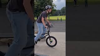 180 and transfer fakie at Shirley skatepark bmx [upl. by Leotie]