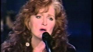 Bonnie Raitt  I Cant Make You Love Me  Tonight Show 9171991 [upl. by Anahs868]