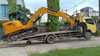 Loading News Mini Excavator LiuGong Shoe 600mm [upl. by Roderic246]