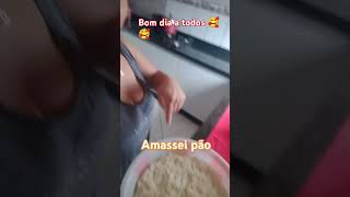 Amassei pão 🍞 seinscrevanocanalativeosininho sigaonossocanal comente bomdiaboatardeboanoite [upl. by Lebazej876]