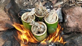 Creative Way to Cook Shrimp in Bamboo Tube [upl. by Meg]