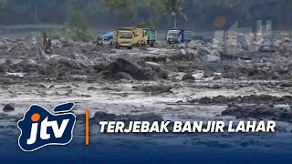 BANJIR LAHAR WARGA DAN TRUCK TAMBANG TERJEBAK [upl. by Carmina]