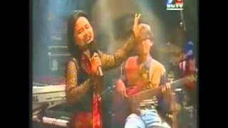 Ruth Sahanaya amp Audiensi Band  Kesepian  Goda Gado Ngetop SCTV 1998 [upl. by Adyl773]