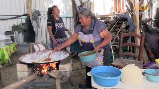 Tradición en una boda de oaxaca [upl. by Ahsinahs]