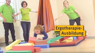 Ergotherapie Ausbildung DöpferSchüler in der Praxis mit Kindern [upl. by Enaled13]