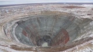 Diamond Mining Inside Earths Gigantic Holes [upl. by Aloise]