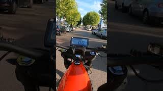 🥵LA RARA SENSACIÓN DE CONDUCIR SIN MOTOR🥵 yamaha mt09sp motovlog dgt r9 dgt marlaska lluvia [upl. by Suivatnad16]