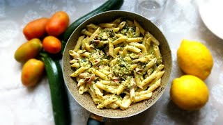 pasta zucchine panna e prosciutto [upl. by Deenya]